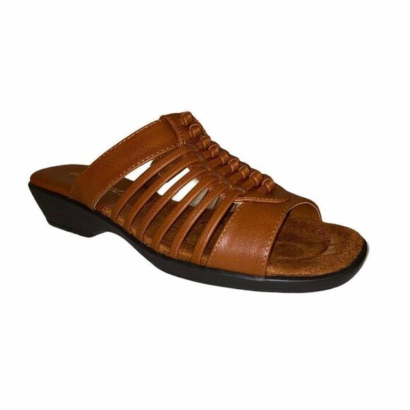 Easy Street Nola Cognac Brown Slip-On Sandals New - Picture 1 of 5